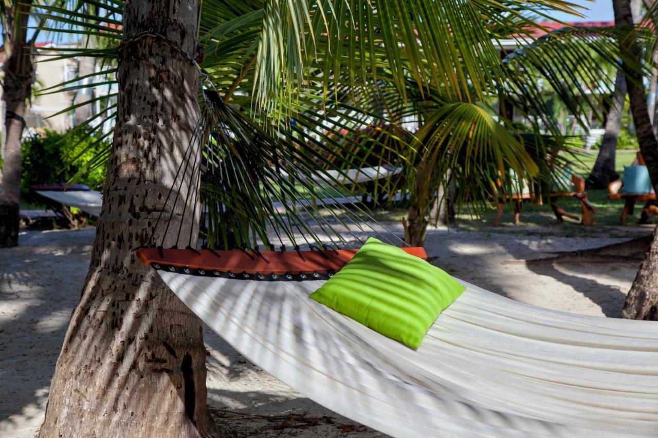 Pineapple Beach Club (Adults Only) Long Bay Екстер'єр фото
