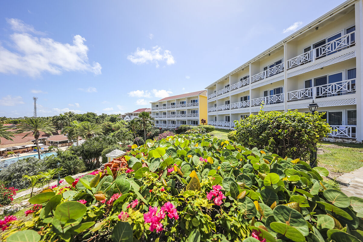 Pineapple Beach Club (Adults Only) Long Bay Екстер'єр фото